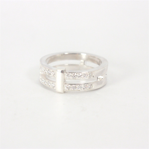 bague contemporaine diamant